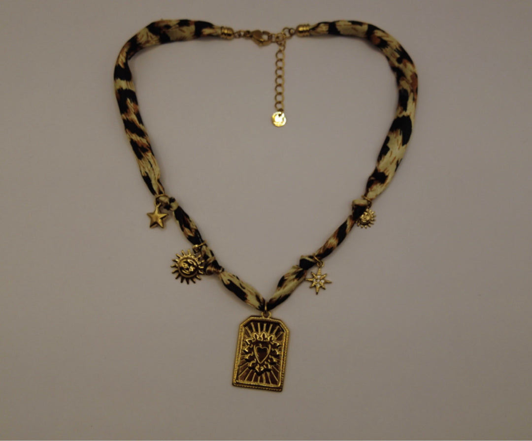 Stainless Steel Ketting – Zonnebedel & Sterren aan Panterprint Band