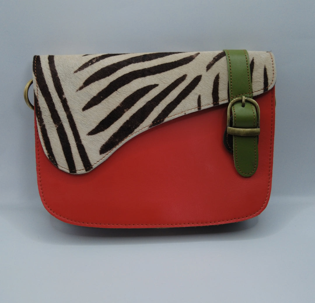 Color Pop Zebra – Unieke Leren Tas met Gesp