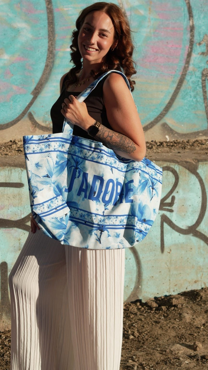 J’ADORE Floral XL Shopper – Blue Bloom Deluxe