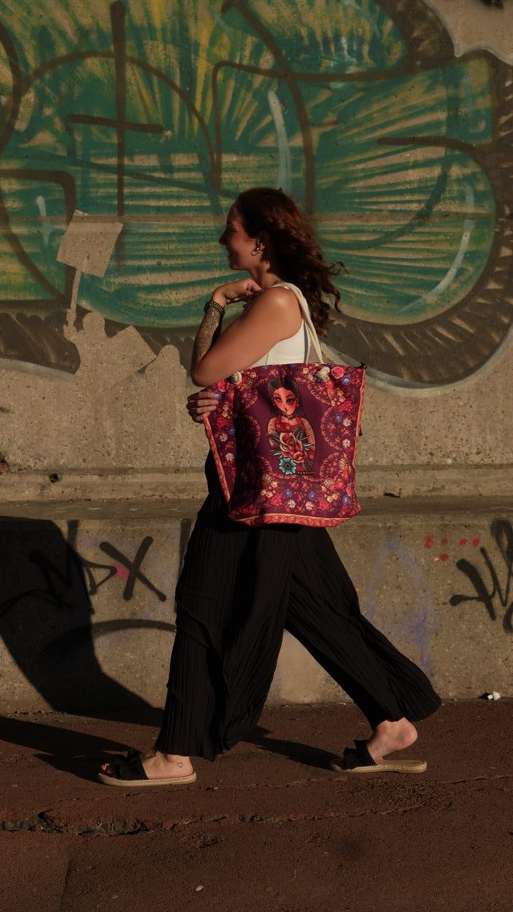 Tattoo Rose XL Shopper – Burgundy Bloom